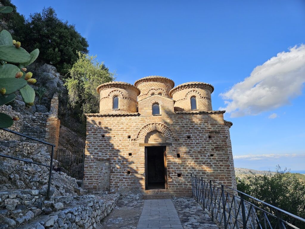 Cattolica di Stilo: Byzantine Mother Church of Stilo 2 Cattolica di Stilo