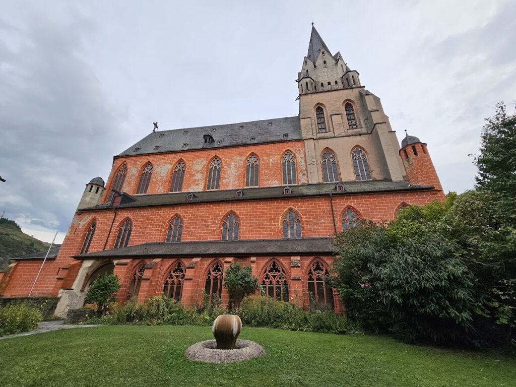 Liebfrauenkirche Oberwesel: A Gothic Collegiate Church in Germany 2 Liebfrauenkirche Oberwesel