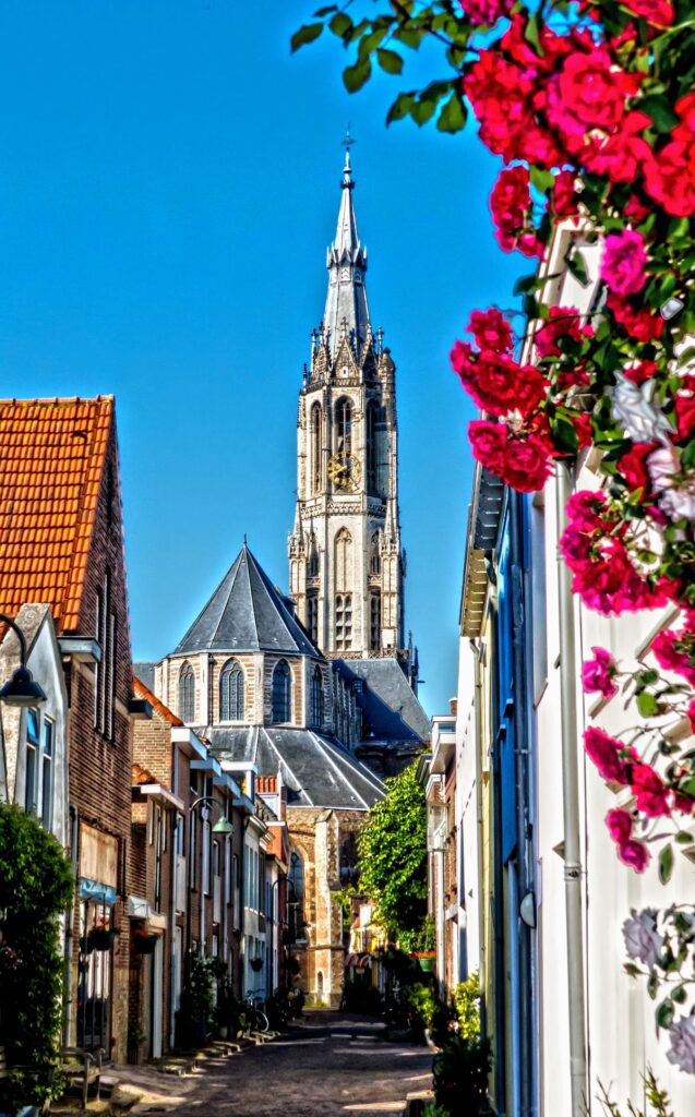 Nieuwe Kerk Delft: A Late Gothic Church and Royal Burial Church 2 Nieuwe Kerk Delft