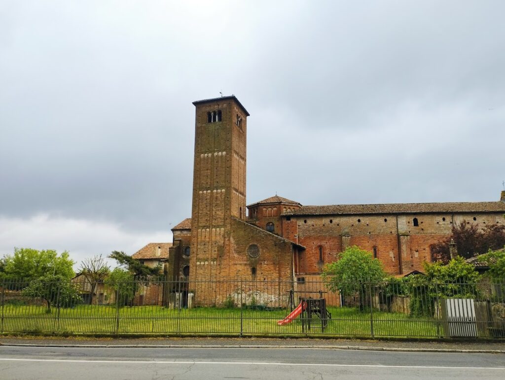 San Lanfranco Church: A Romanesque Vallombrosan Monastic Church in Pavia 3 San Lanfranco Church