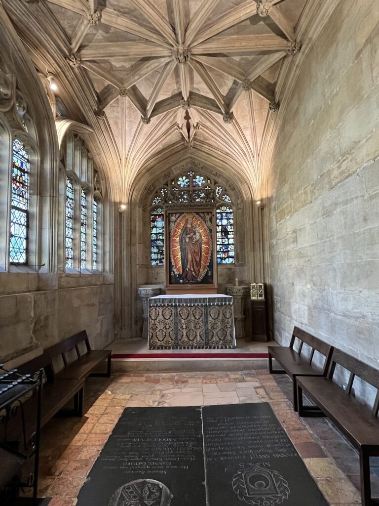 King's College Chapel: A Perpendicular Gothic Chapel in Cambridge 5 King's College Chapel