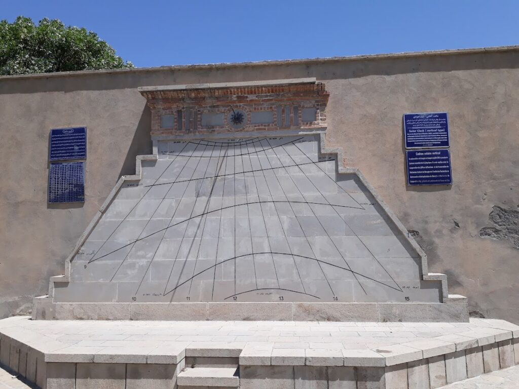 Red Dome (Maragheh): A Seljuk Tomb Tower in Iran 3 Red Dome (Maragheh)