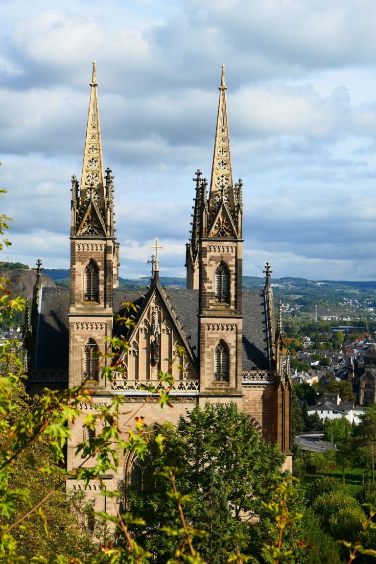 Apollinaris Church: A Neo-Gothic Pilgrimage Church in Remagen, Germany