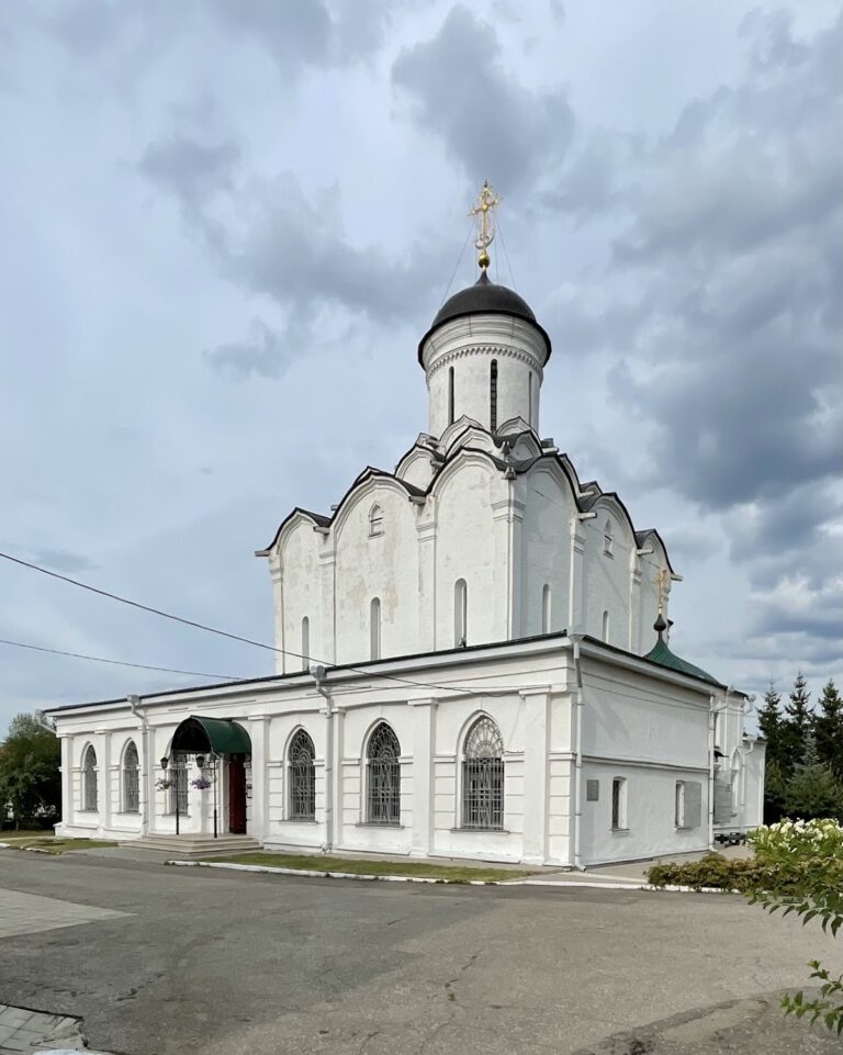 Knyaginin Monastery: A Dynastic Monastery in Vladimir