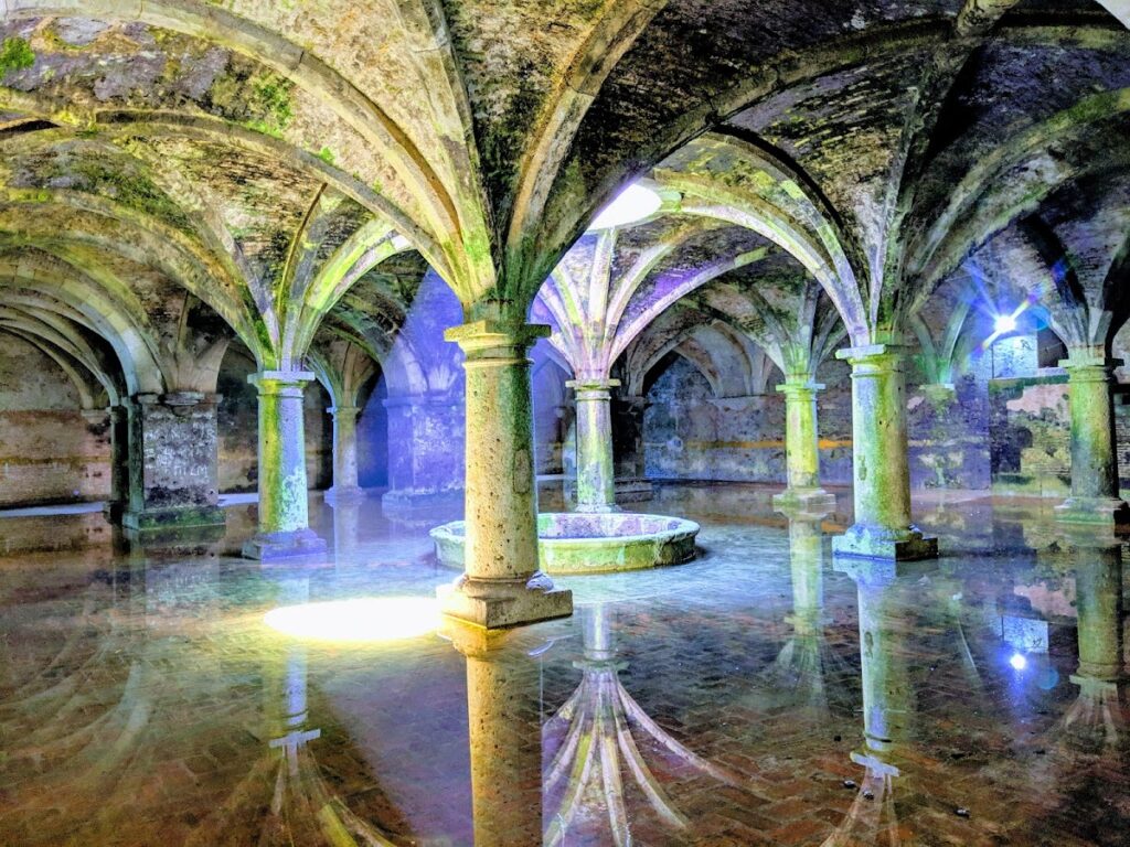 Portuguese cistern
