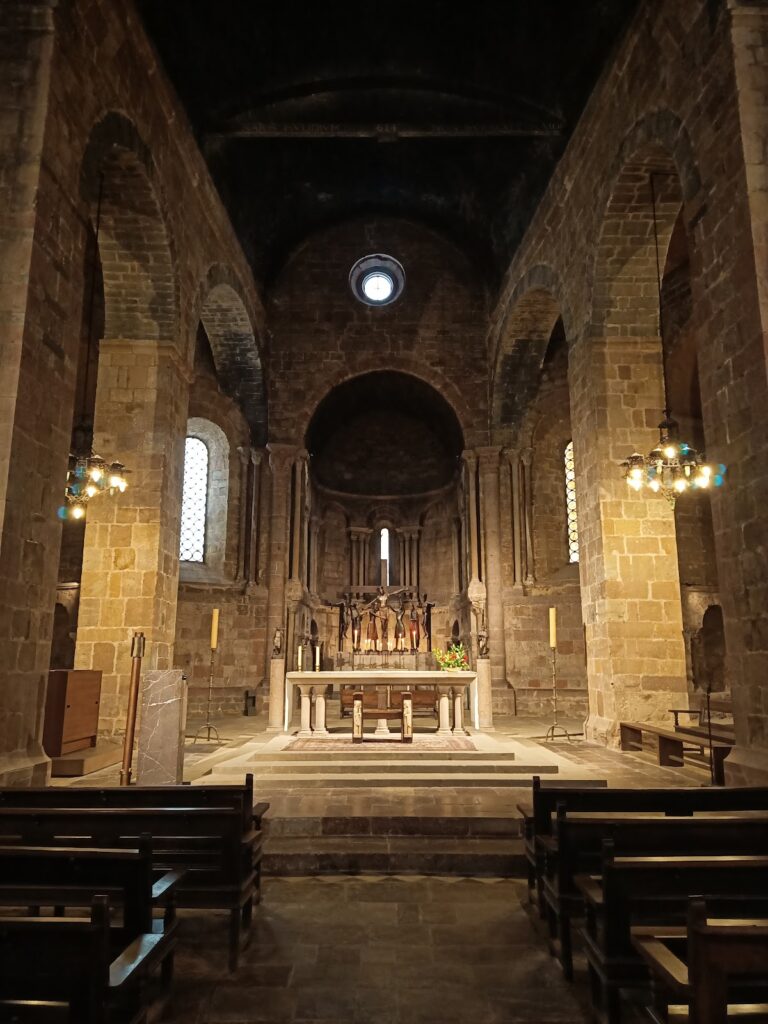 Monastery of Sant Joan de les Abadesses: A Romanesque Benedictine Foundation in Catalonia 3 Monastery of Sant Joan de les Abadesses