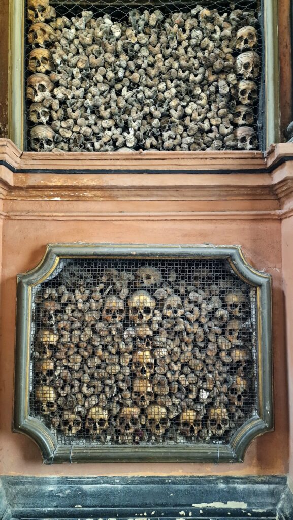 San Bernardino alle Ossa: Milan’s Ossuary Church 5 San Bernardino alle Ossa