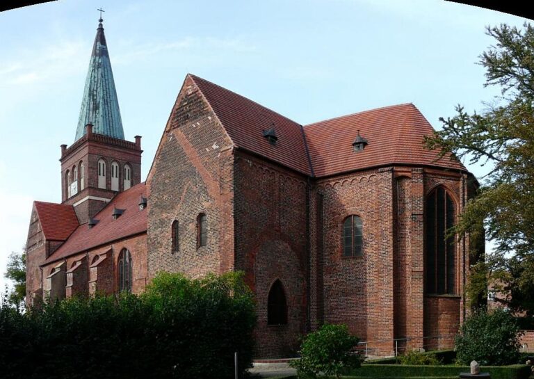 Bergen auf Rügen Abbey: A Medieval Nunnery and Protestant Ladies’ Foundation in Germany