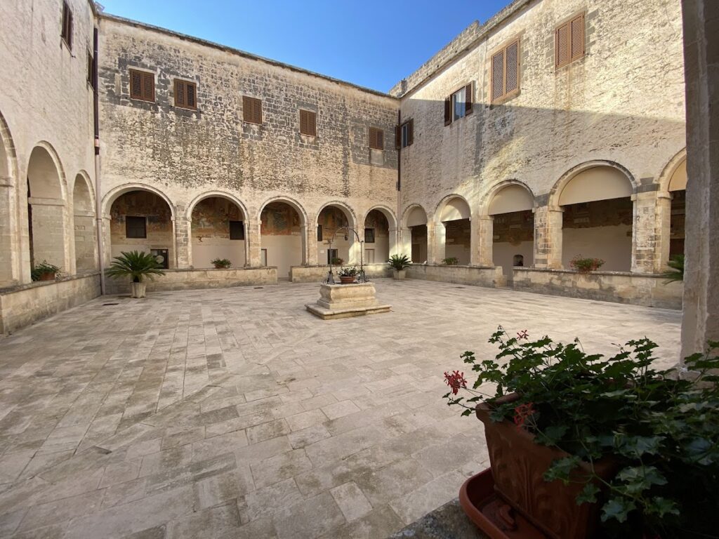 Santa Caterina d'Alessandria: A Roman Catholic Basilica in Galatina 3 Santa Caterina d'Alessandria