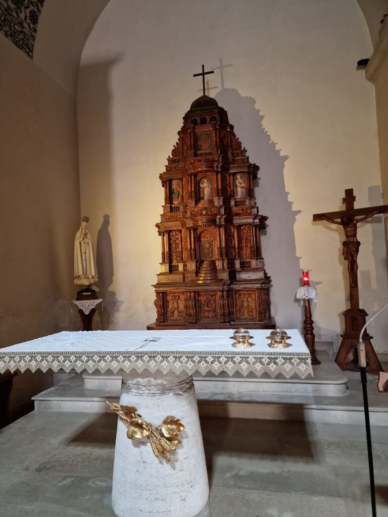 Santa Caterina d'Alessandria: A Roman Catholic Basilica in Galatina 4 Santa Caterina d'Alessandria