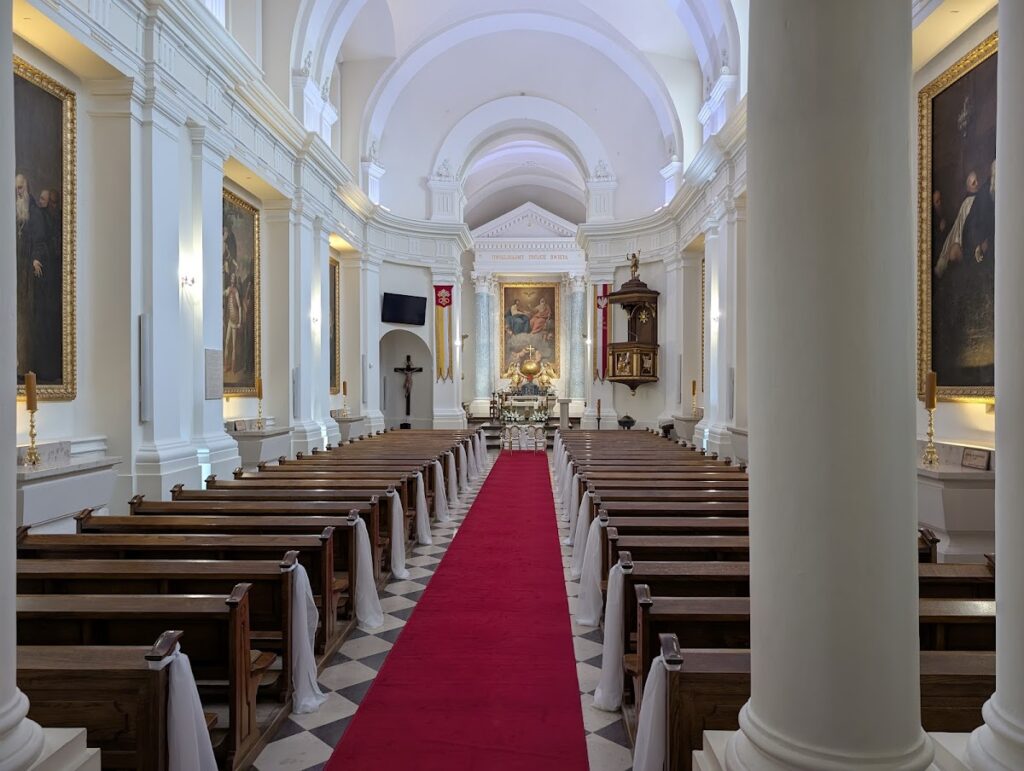 Święty Krzyż Abbey: A Historic Benedictine Sanctuary in Poland 5 Święty Krzyż Abbey