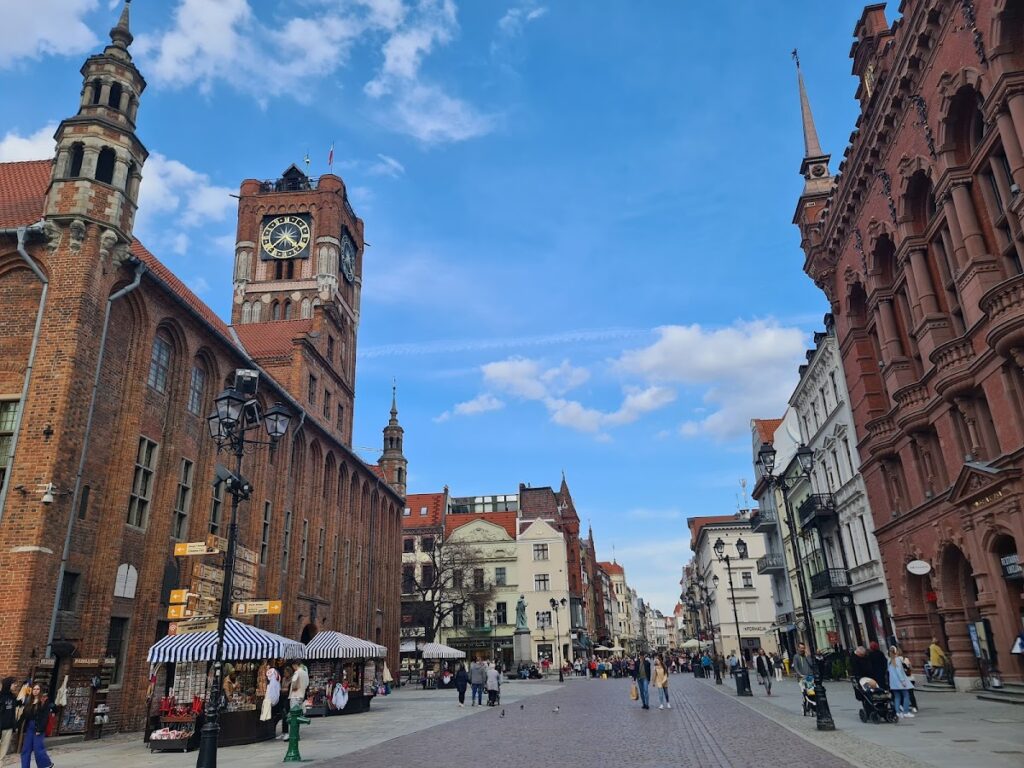 Old Town Hall in Toruń: A Medieval Civic and Commercial Centre 4 Old Town Hall in Toruń