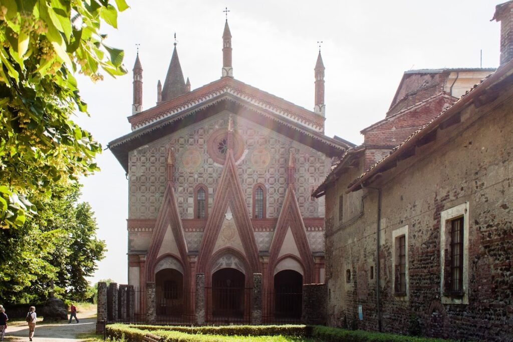 Sant'Antonio di Ranverso Abbey: A Medieval Pilgrims’ Hospice and Hospital Complex in Italy 2 Sant'Antonio di Ranverso Abbey