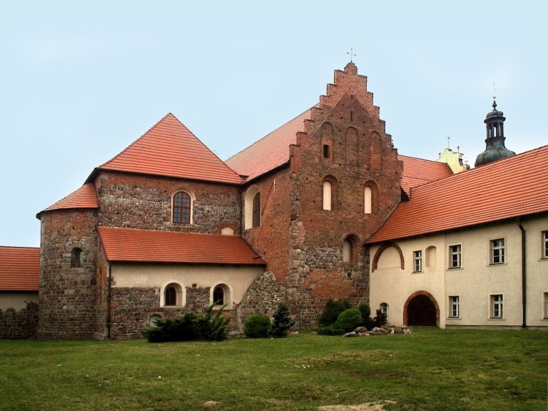 St. Trinity Church in Strzelno: A Romanesque-Baroque Parish Church