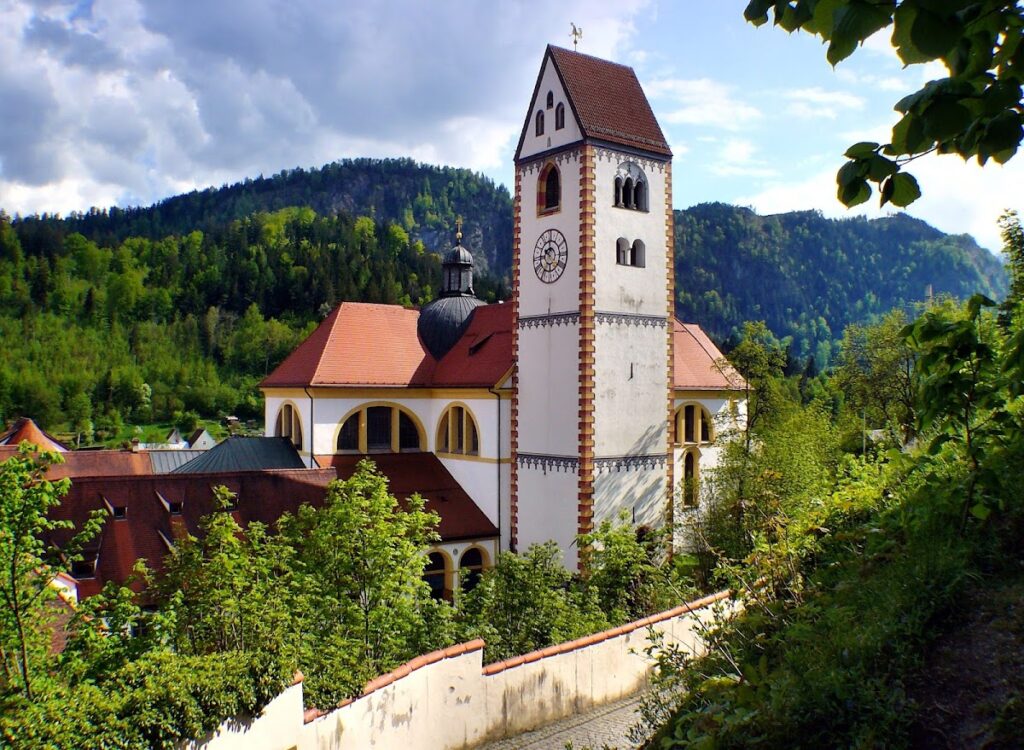 St. Mang's Abbey: A Benedictine Monastery and Baroque Complex in Füssen 3 St. Mang's Abbey