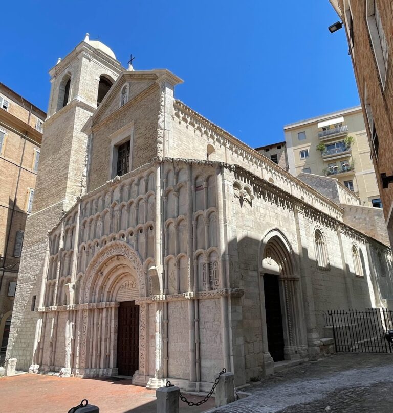 Santa Maria della Piazza: A Romanesque Church in Ancona, Italy