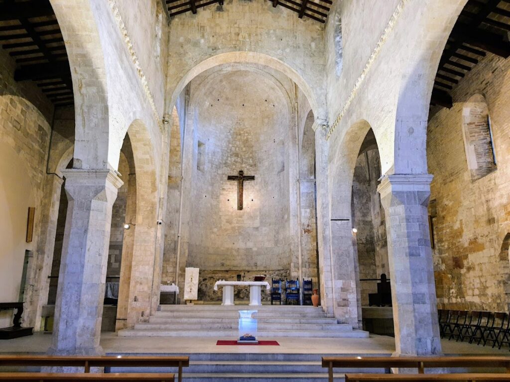 Santa Maria della Piazza: A Romanesque Church in Ancona, Italy 2 Santa Maria della Piazza