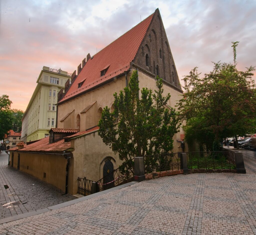 Old New Synagogue: Prague’s Medieval Jewish House of Worship 1 Old New Synagogue