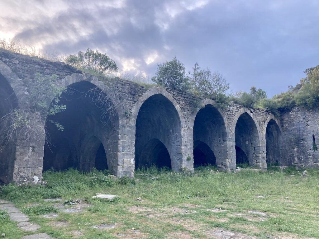 Kargı Han: A Seljuk Caravanserai on the Kesikbeli Route in Türkiye 2 Kargı Han