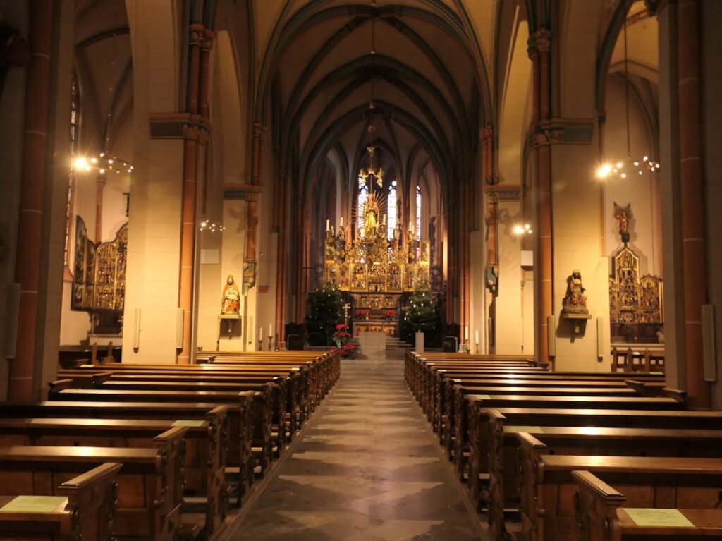 St. Mariä Geburt in Kempen: A Gothic Hall Church in Germany 2 St. Mariä Geburt (Kempen)