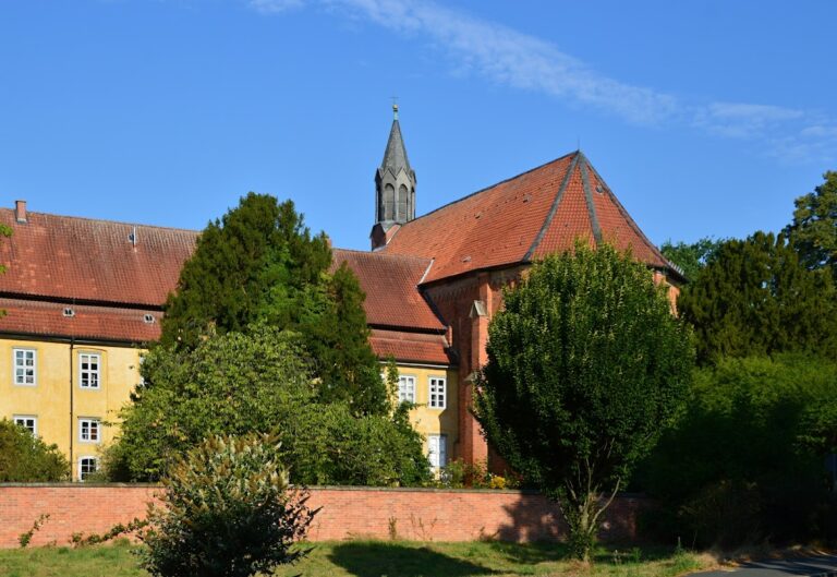 Kloster Mariensee: An Evangelical Lutheran Women’s Convent in Germany