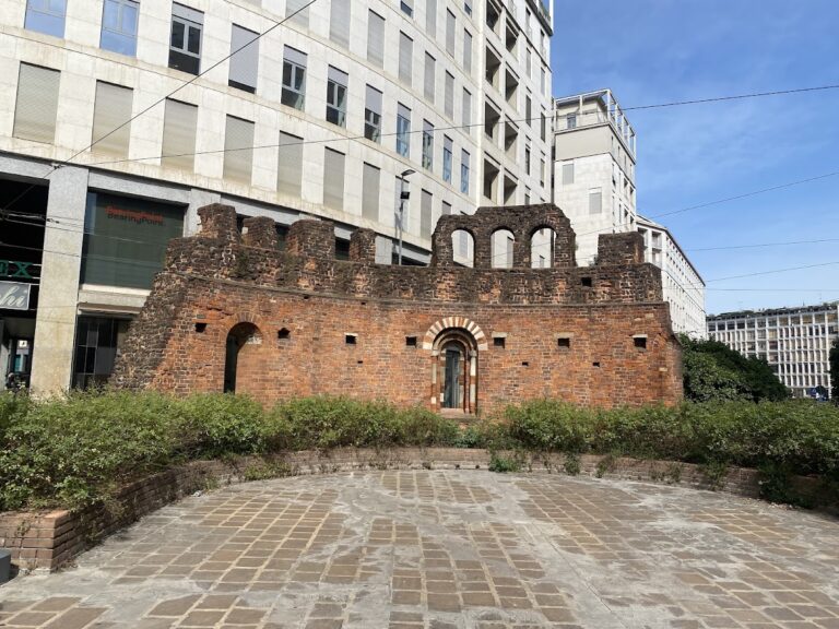 San Giovanni in Conca: Milan’s Early Christian Basilica and Surviving Crypt