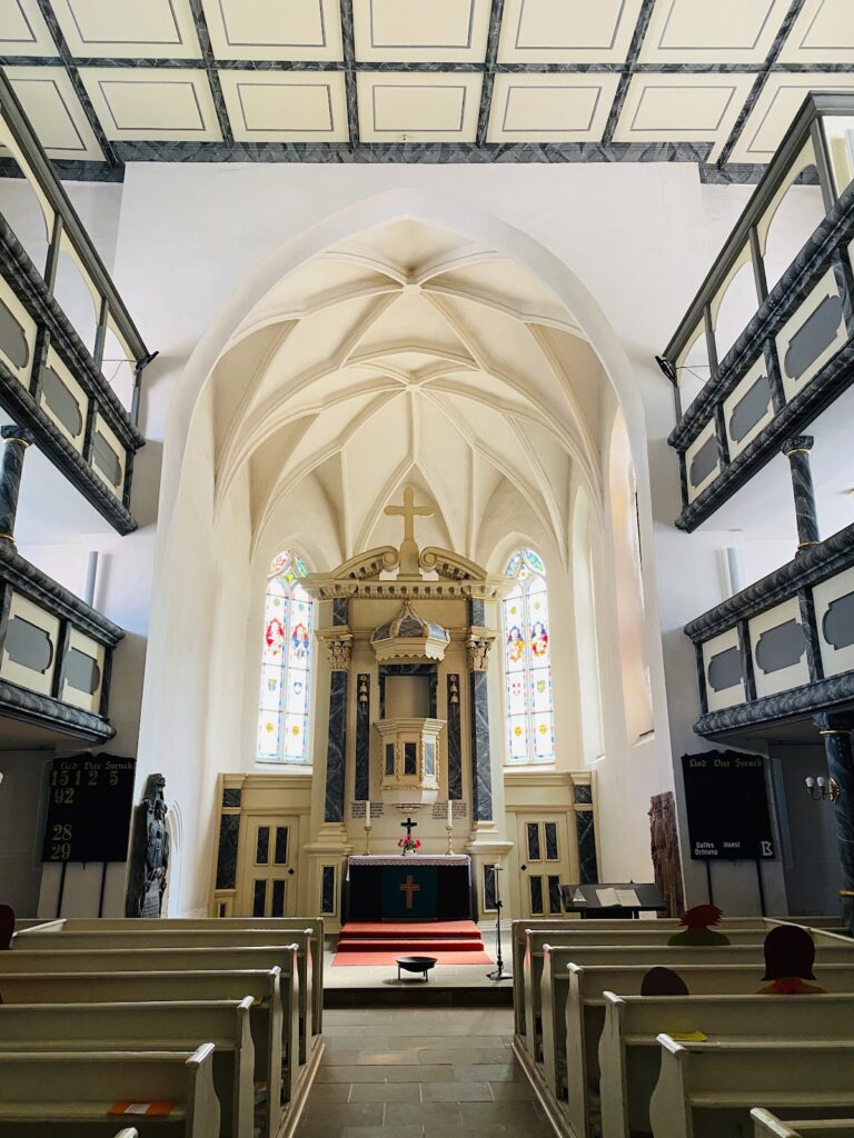 Stadtkirche Naunhof: An Evangelical-Lutheran Church in Germany 2 Stadtkirche Naunhof