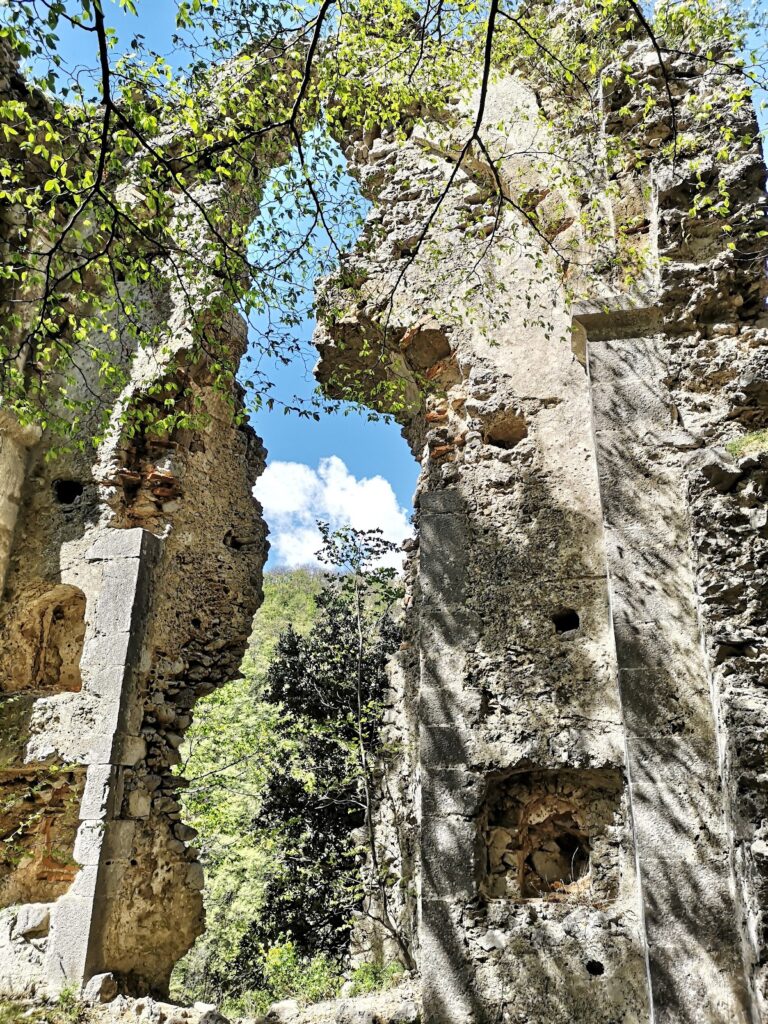 Santa Maria in Gruptis: A Medieval Catholic Abbey in Italy