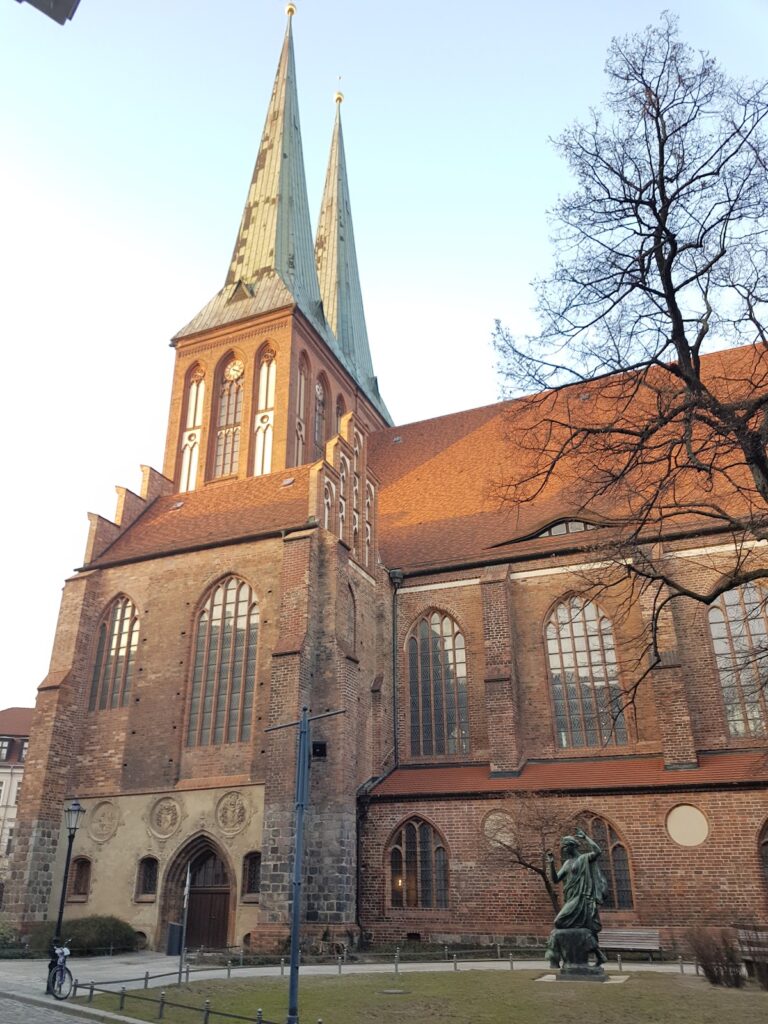 Nikolaikirche in Berlin: Historic Church and Museum 2 Nikolaikirche (Berlin)