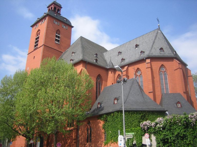 Catholic St. Quintin’s Church, Mainz: A Medieval Parish Church