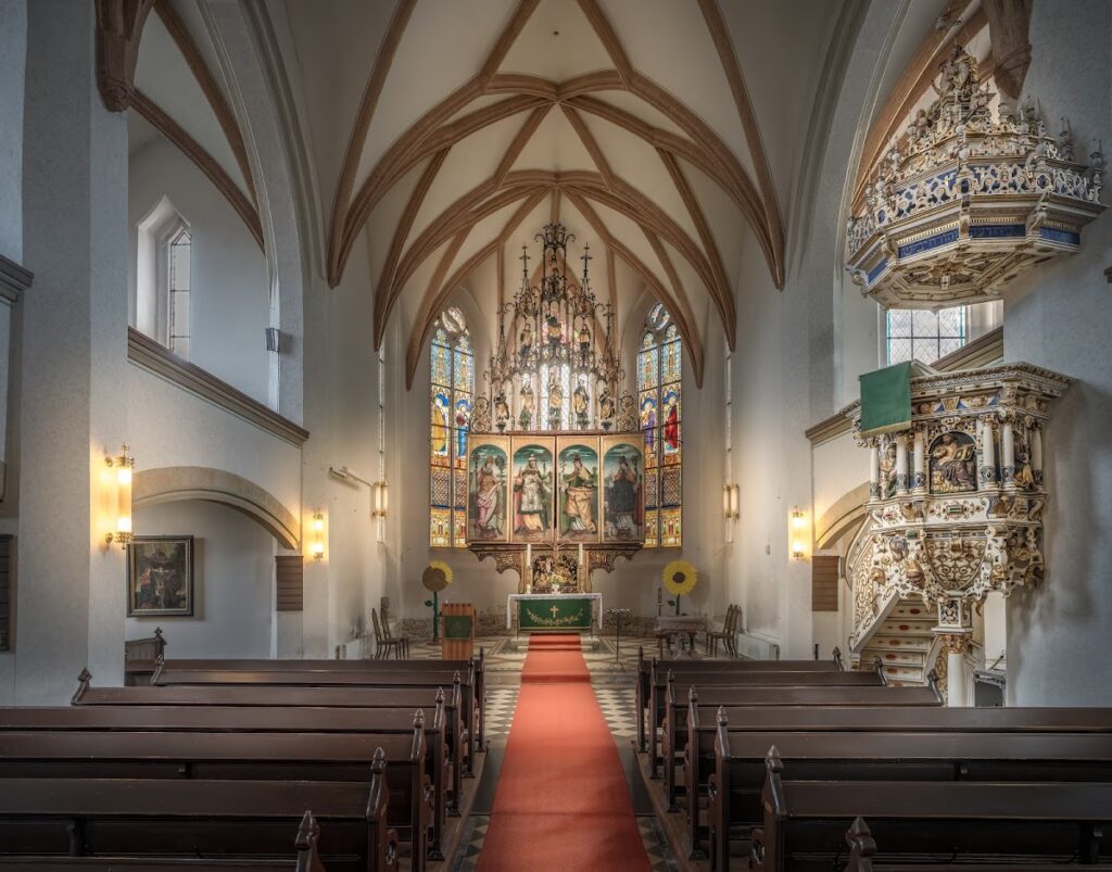 St. Nicholas Church: A Late Gothic Hall Church in Döbeln, Germany 2 St. Nicholas Church
