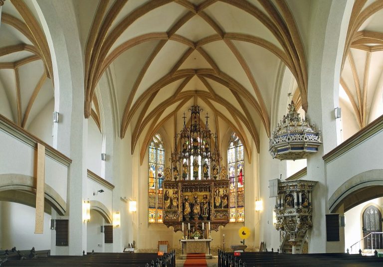 St. Nicholas Church: A Late Gothic Hall Church in Döbeln, Germany