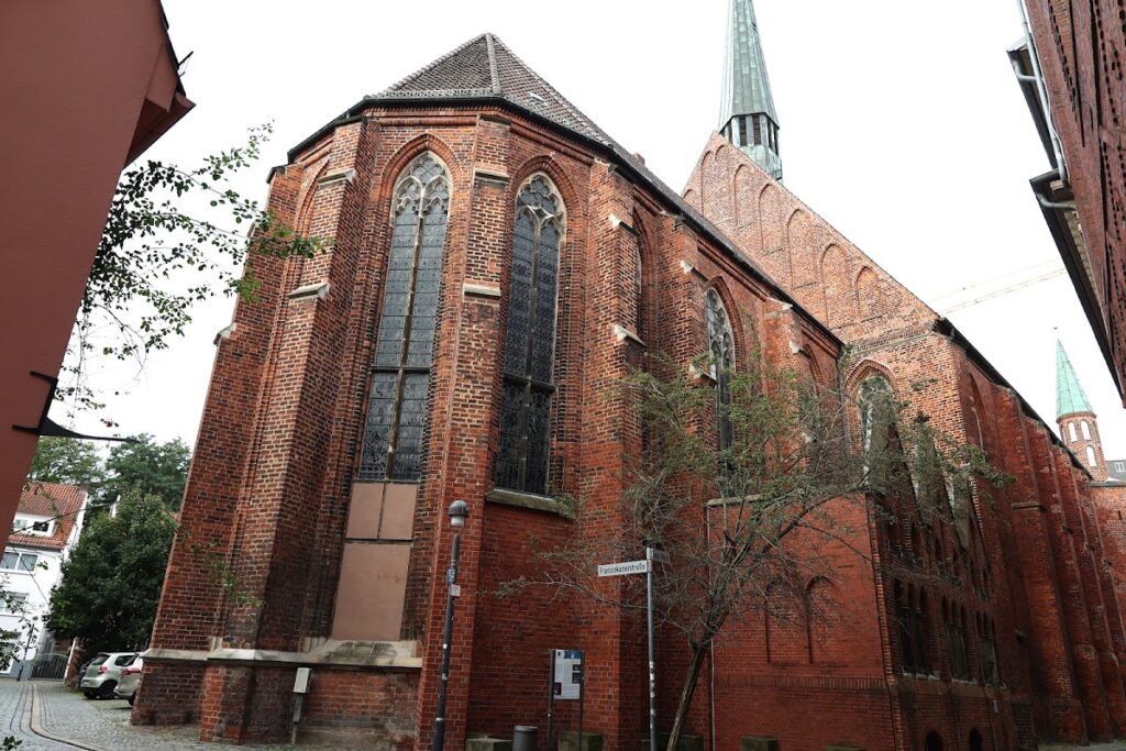 St. John's Church: Bremen’s Gothic Franciscan Parish Church 3 St. John's Church