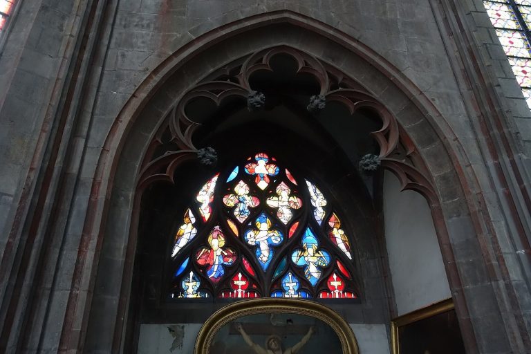 Sainte-Chapelle de Riom: A Ducal Palatine Chapel in France