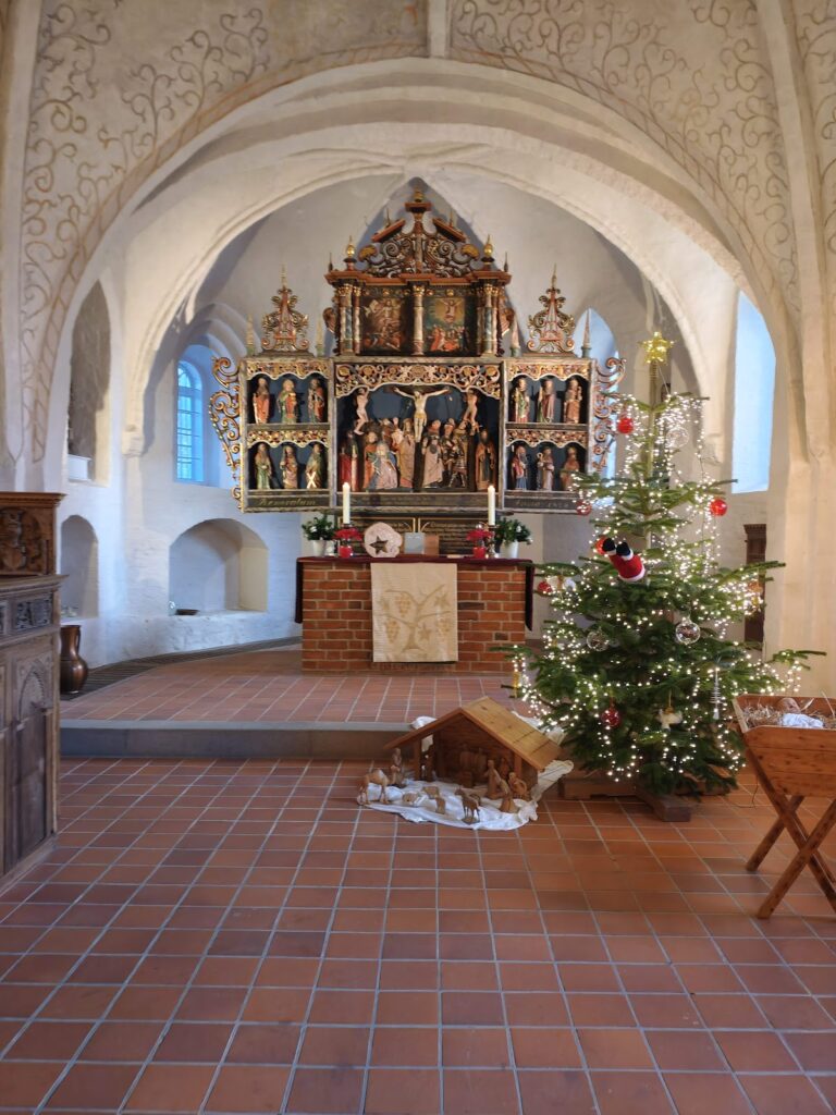 St.-Marien-Kirche: A Romanesque Fieldstone Church in Esgrus, Germany 2 St.-Marien-Kirche