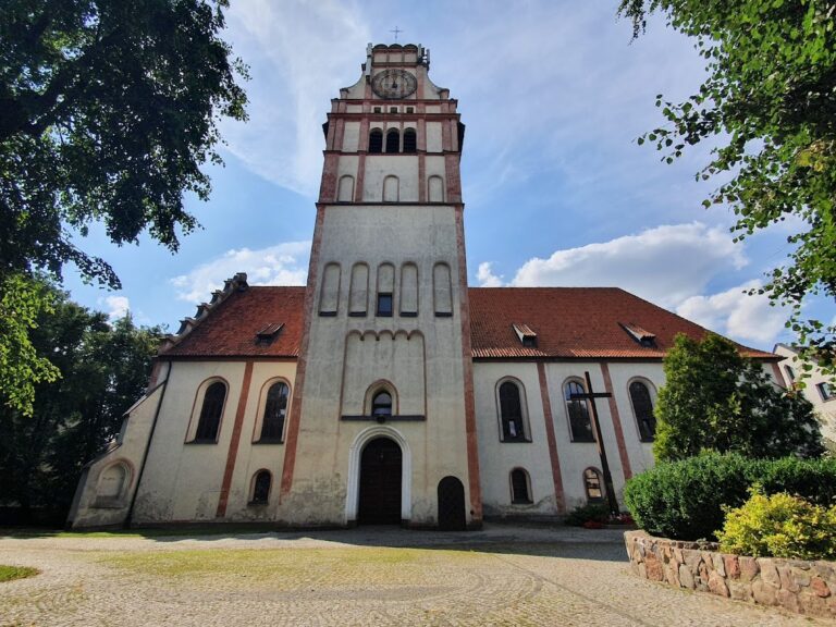 Immaculate Conception and Adalbert of Prague Church in Nidzica: A Historic Parish Church