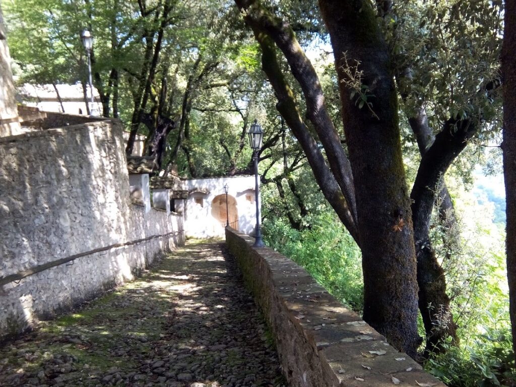 Santuario di Fonte Colombo: Franciscan Sanctuary-Convent in Italy 4 Santuario di Fonte Colombo