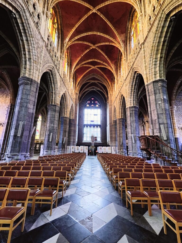 St Martin's Basilica, Liège: A Late Gothic Pilgrimage Church 3 St Martin's Basilica, Liège