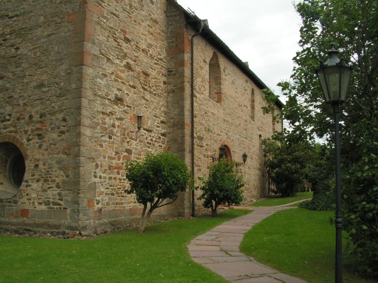 Nikolaikirche Caldern: Former Cistercian Monastery Church in Germany