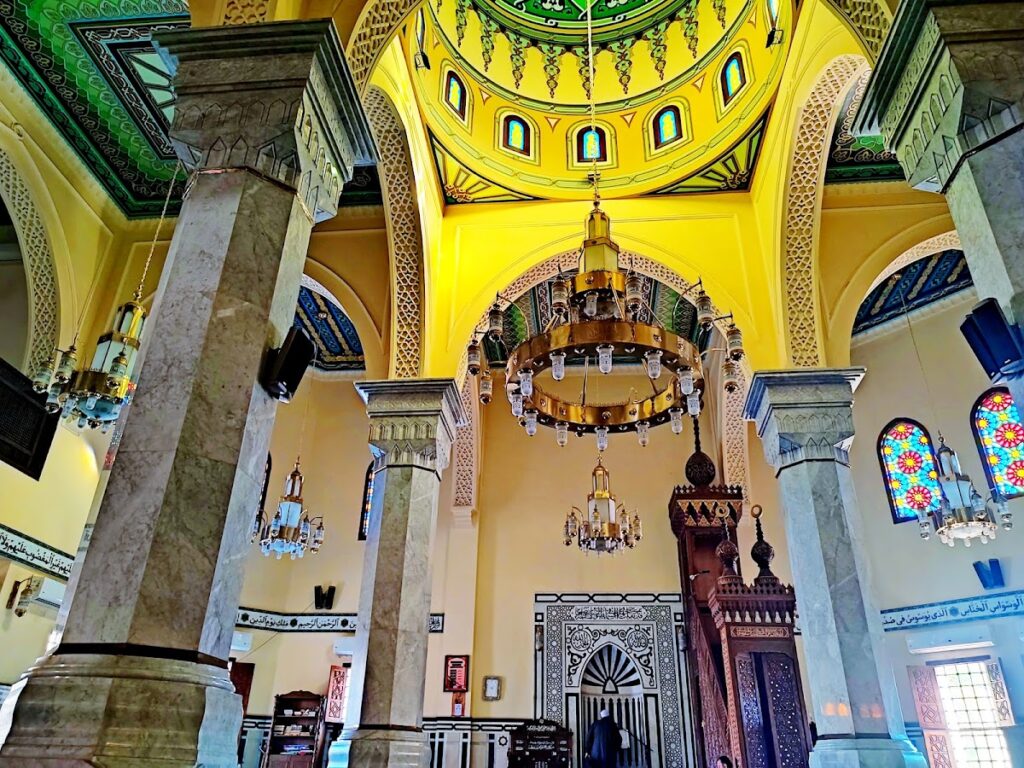 Mausoleum of Sayyida Ruqayya: A Fatimid Shrine and Mosque in Cairo 3 Mausoleum of Sayyida Ruqayya