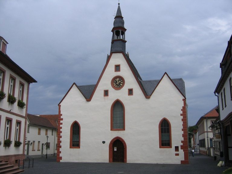St. Nikolaus in Babenhausen: A Gothic Parish and Burial Church