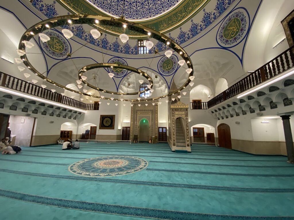 Sheikh Abdul Qader al-Jilani Mosque: A Qadiriyya Shrine and Religious Complex in Baghdad 3 Sheikh Abdul Qader al-Jilani Mosque