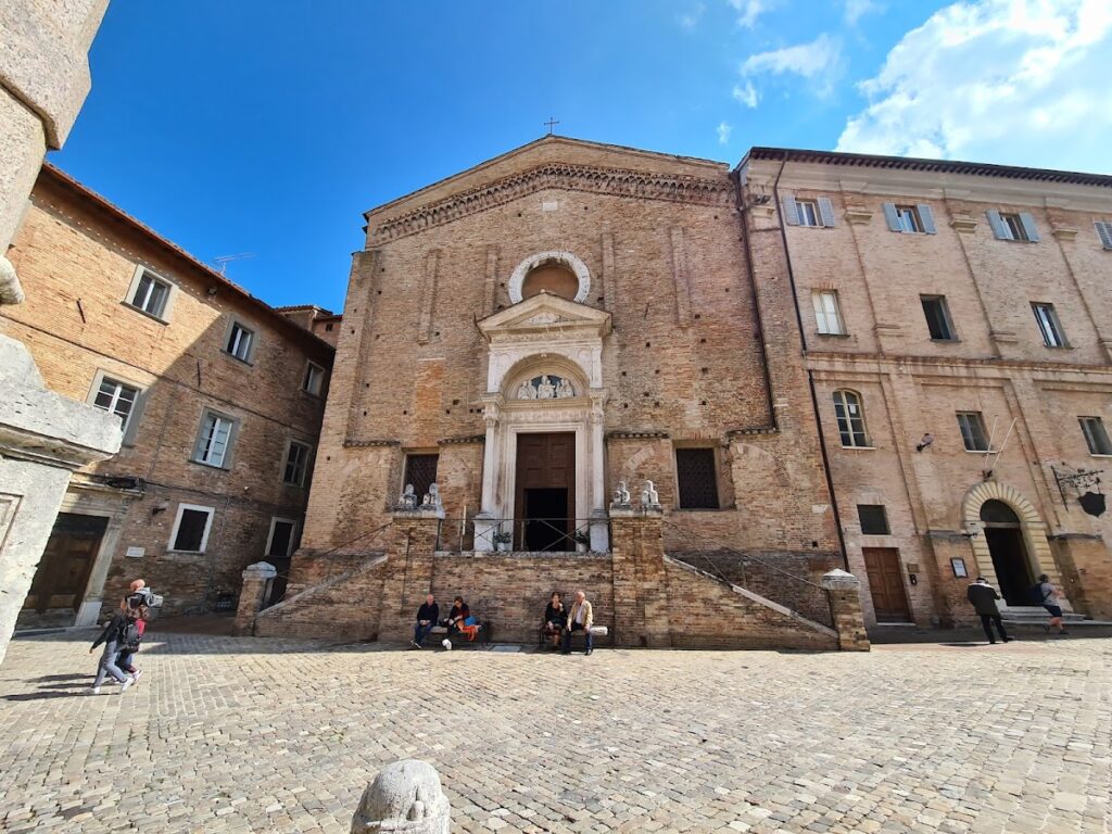 Church of Saint Dominic: A Dominican Church in Urbino, Italy 2 Church of Saint Dominic
