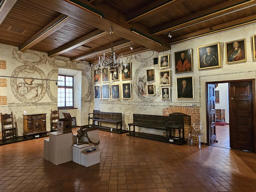 City Hall in Tarnów: A Renaissance-Derived Mannerist Civic Palace 3 City Hall in Tarnów