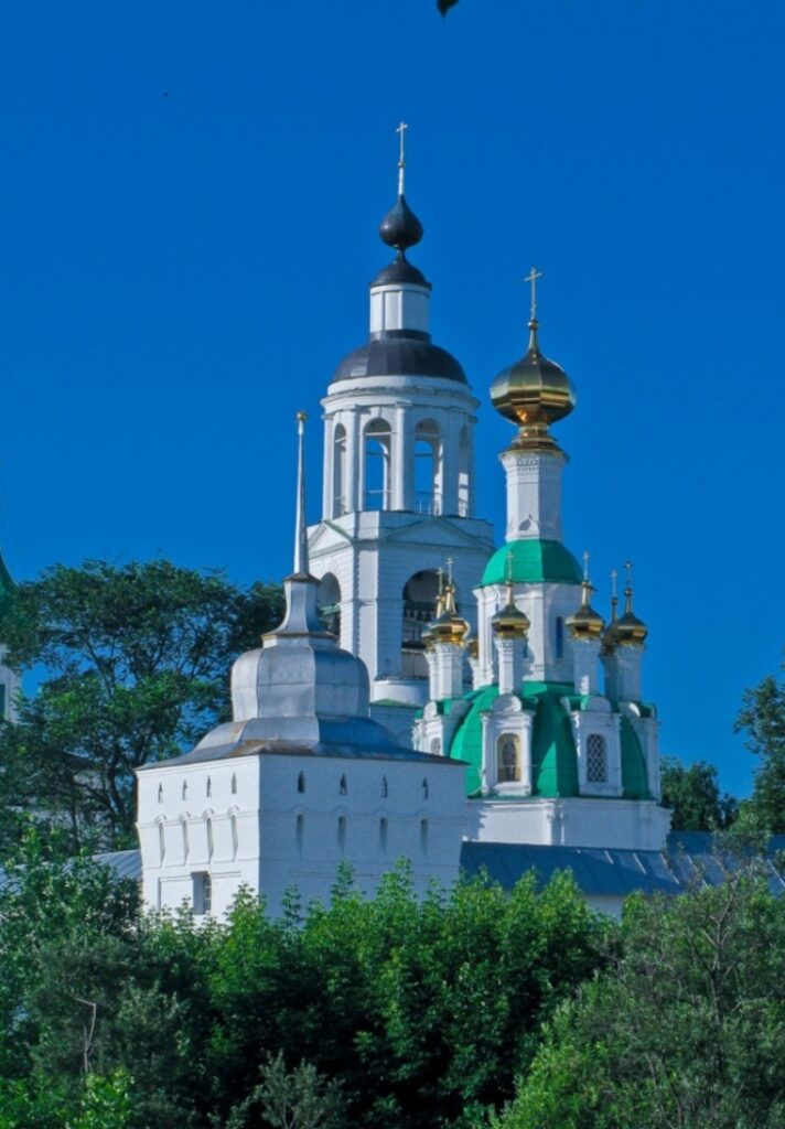 Tolga Katholikon: An Orthodox Cathedral in Yaroslavl, Russia 3 Tolga Katholikon