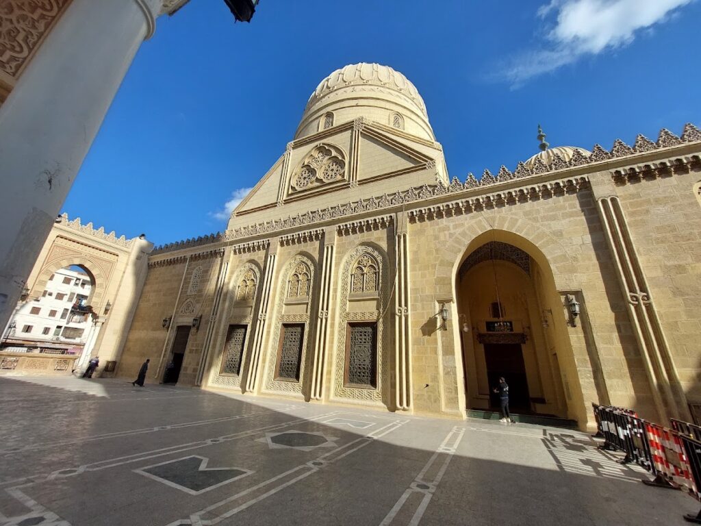 Ahmad Al-Badawi Mosque: A Sufi Shrine and Mosque Complex in Egypt 3 Ahmad Al-Badawi Mosque