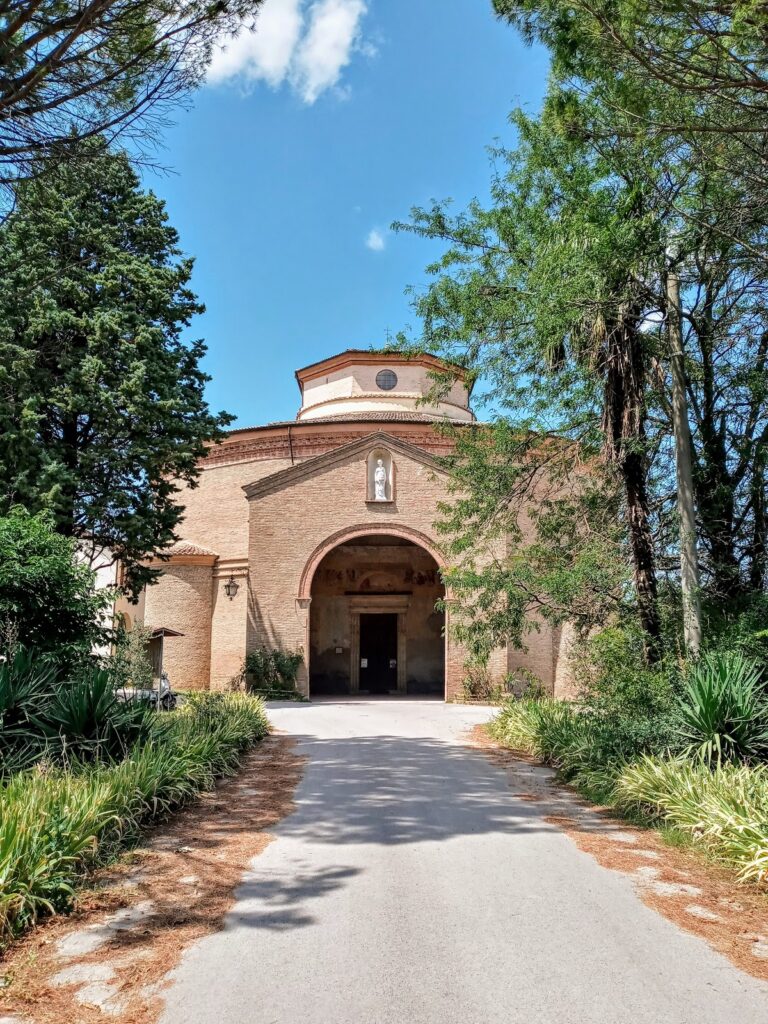 Santuario di Santa Maria delle Grazie di Fornò: A Renaissance Circular Sanctuary in Italy