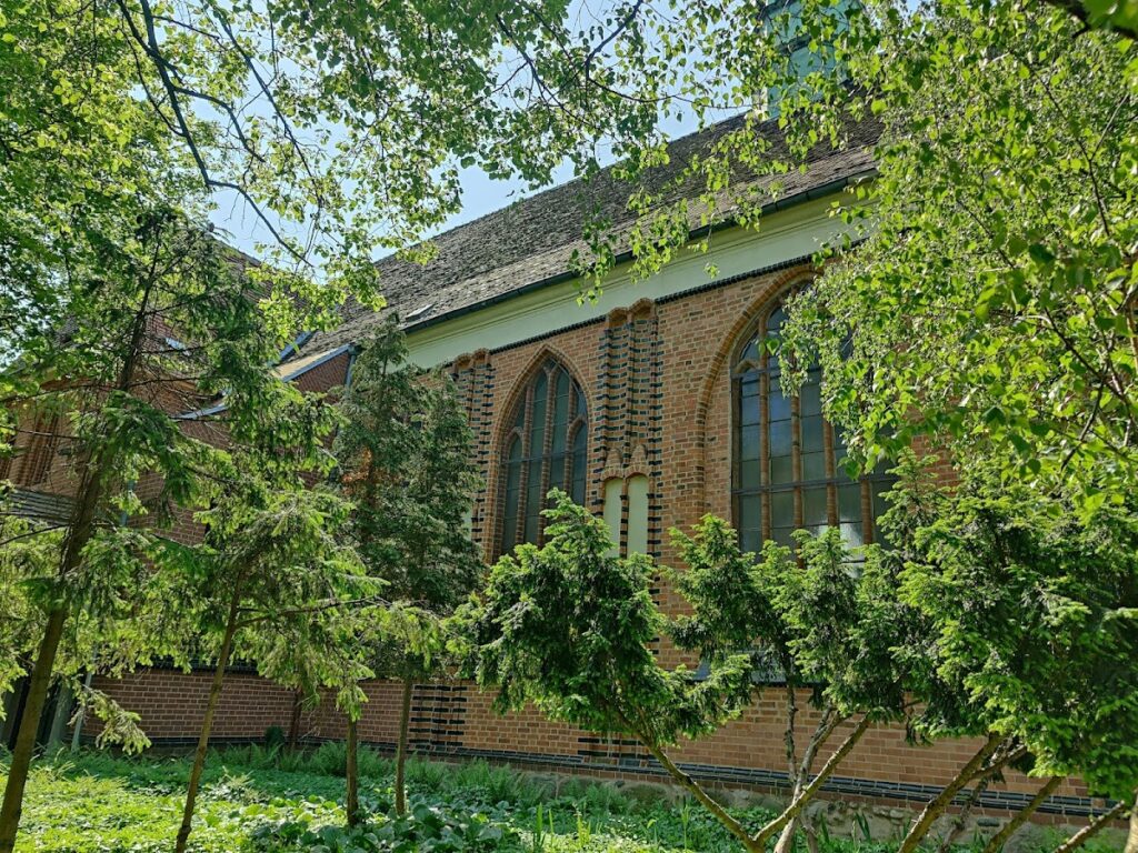 Saints Peter and Paul Church in Szczecin: A Historic Parish Church 3 Saints Peter and Paul church in Szczecin