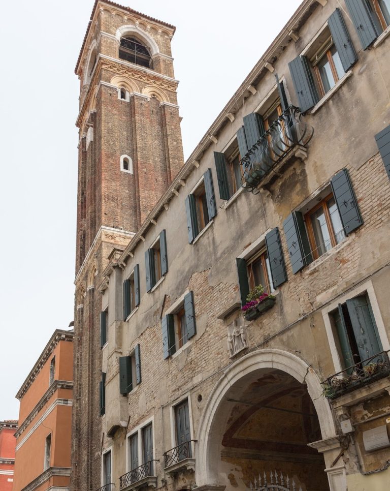 San Giovanni Elemosinario: A Renaissance Church in Venice’s Rialto Market