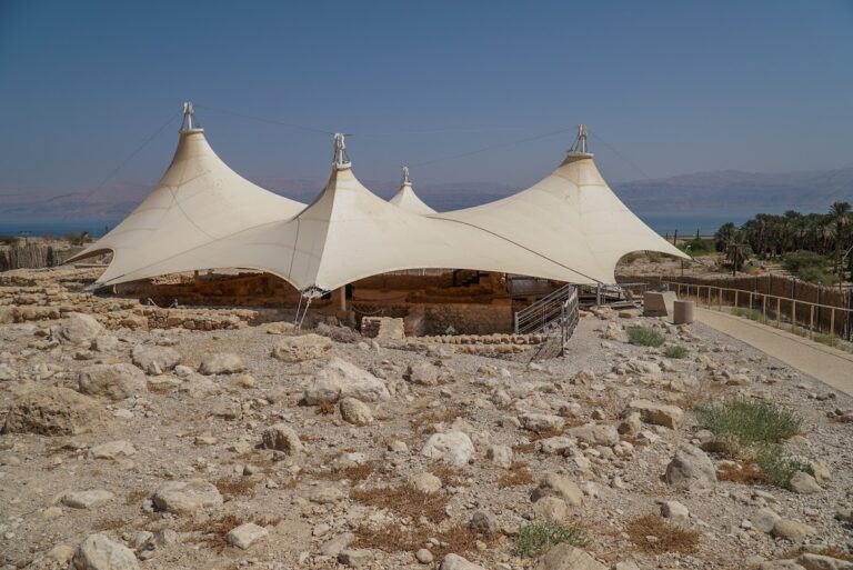 Ein Gedi Synagogue: A Jewish House of Worship in the Judean Desert